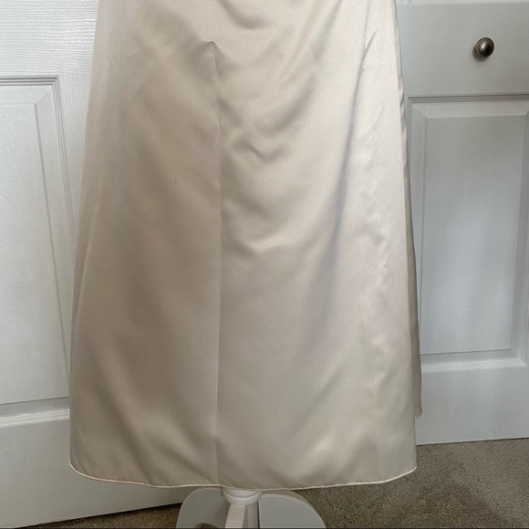 JS Boutique Cream Strapless Form Fitting Prom Formal Event Bridal Evening Gown - Picture 5 of 16